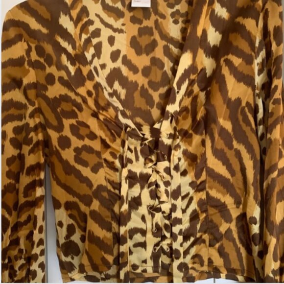 Lea Rome Leopard Print Pirate Blouse - Picture 2 of 4